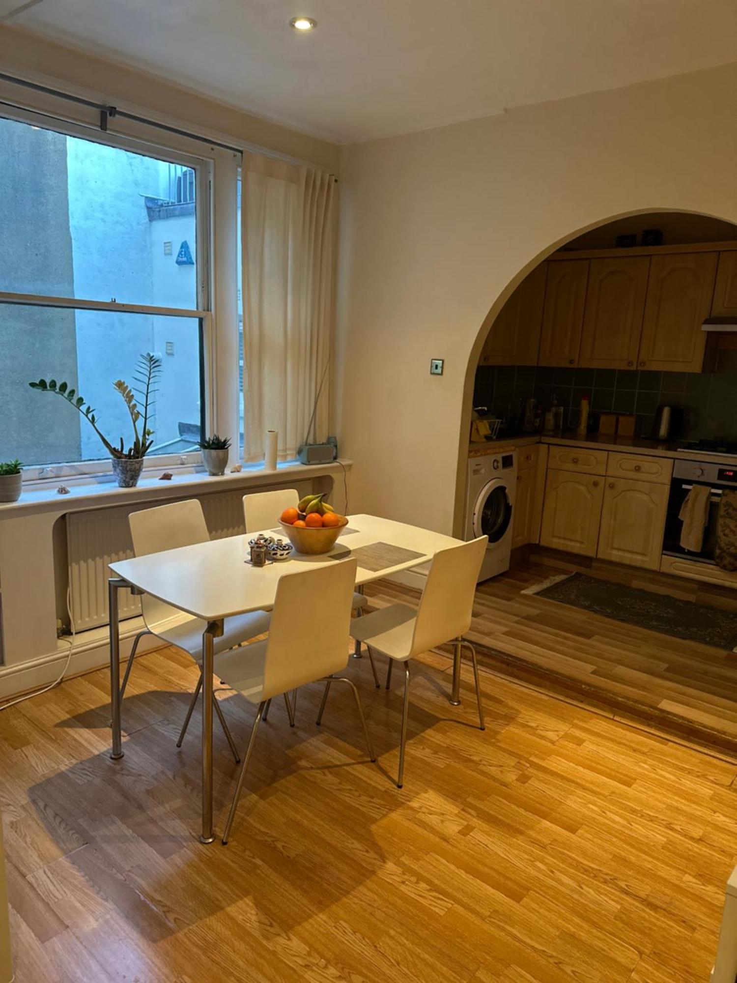 Double Bedroom In Проживание в семье *