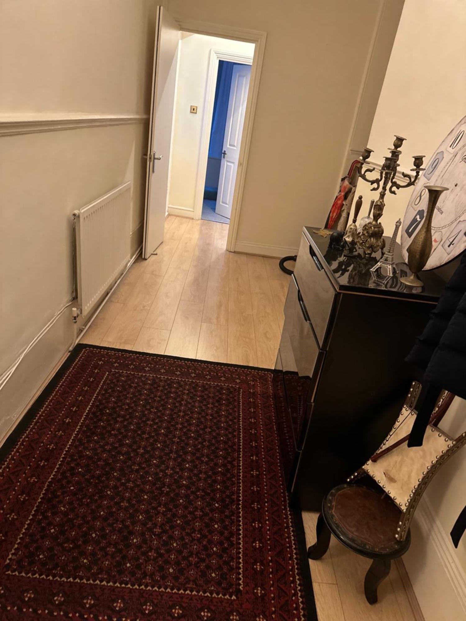 Проживание в семье Double Bedroom In *